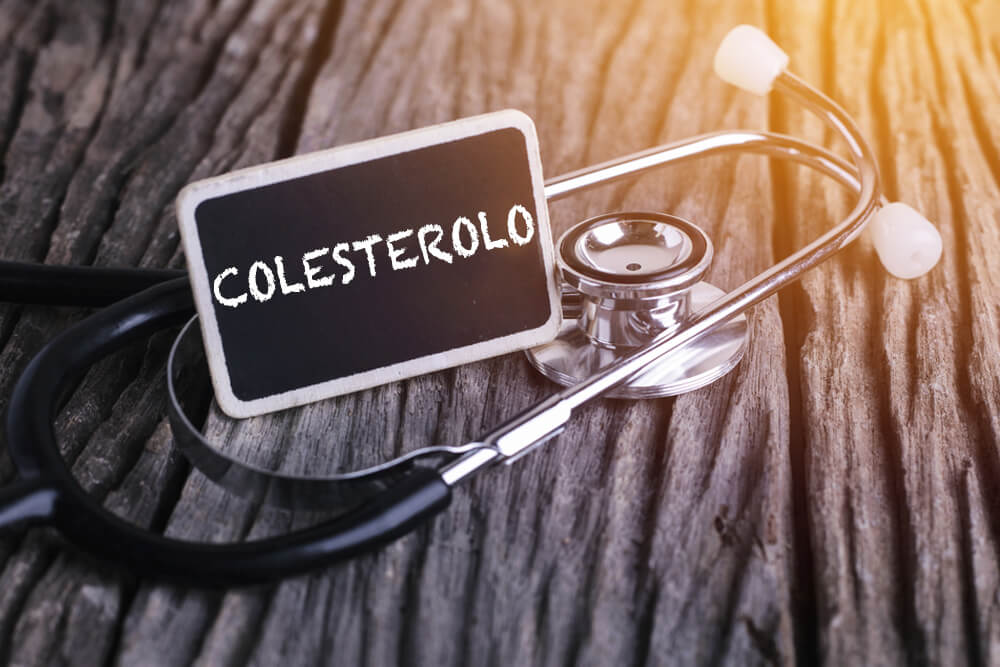 Colesterolo alto valori cause rimedi efficaci integratori esami hdl ldl